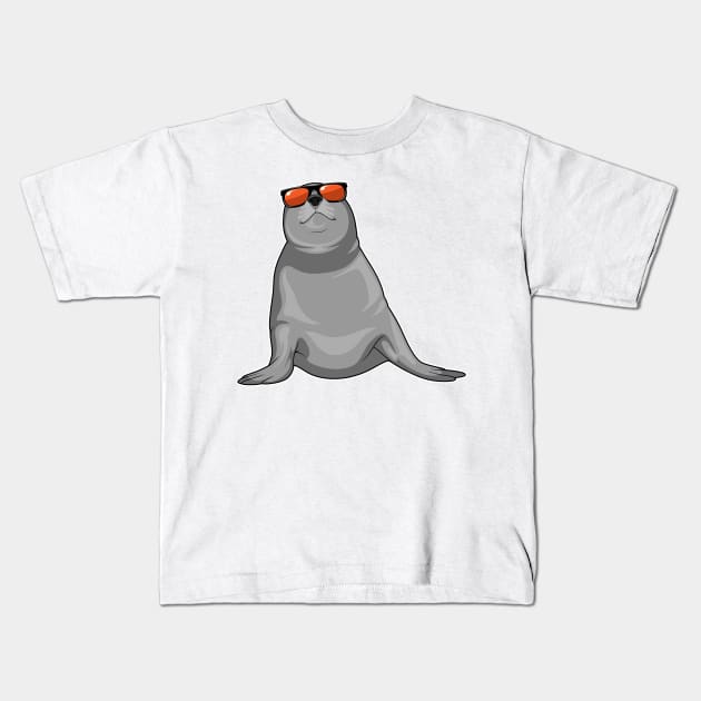 Seal Sunglasses Kids T-Shirt by Markus Schnabel